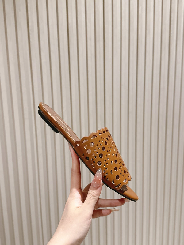 Alaia 2025 Vienna Pantofole Marrone Pelle di Agnello 293658