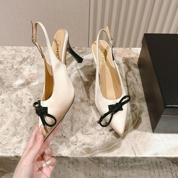 CC 25ss Bow Tie Slingbacks 85mm Beige Satin & Patent Leather 447413