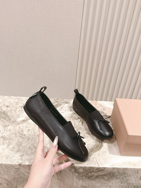 Miu Élan Bow-Detail Ballet Flat Black Cowhide 445803