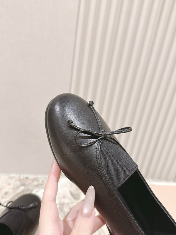 Miu Élan Bow-Detail Ballet Flat Black Cowhide 445803