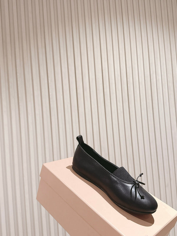 Miu Élan Bow-Detail Ballet Flat Black Cowhide 445803