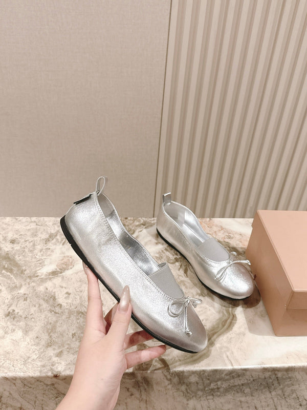 Miu Élan Bow-Detail Ballet Flat Sliver Metallic Leather 445803