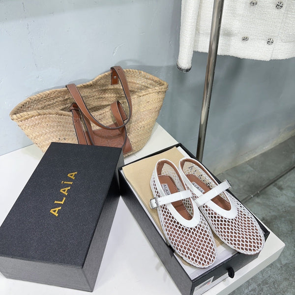 Alaia 25 Laminated Fishnet Ballet Flats White Lambskin 576442