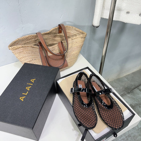 Alaia 25 Laminated Fishnet Ballet Flats Black Lambskin 576444