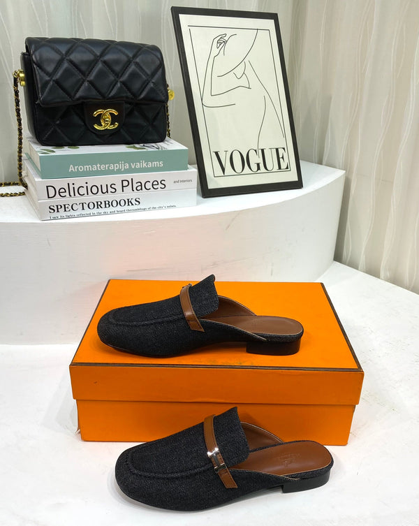 IENA MULE BLACK CANVAS AND BROWN CALFSKIN