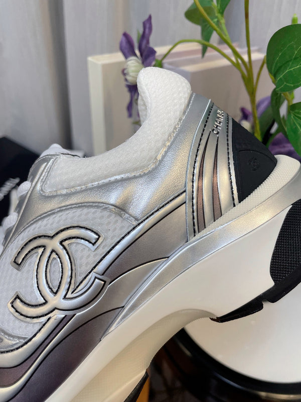 cc classic sneaker tessuto bianco pelle di vitello metallizzata argento