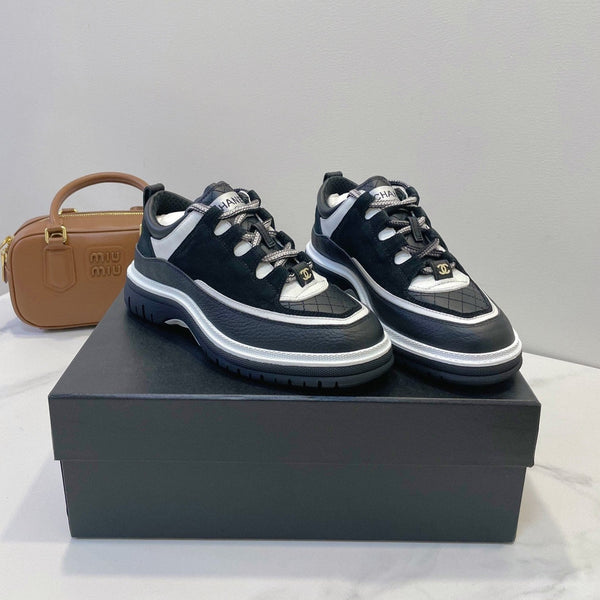 Sneaker CC in pelle di vacchetta nera 144774