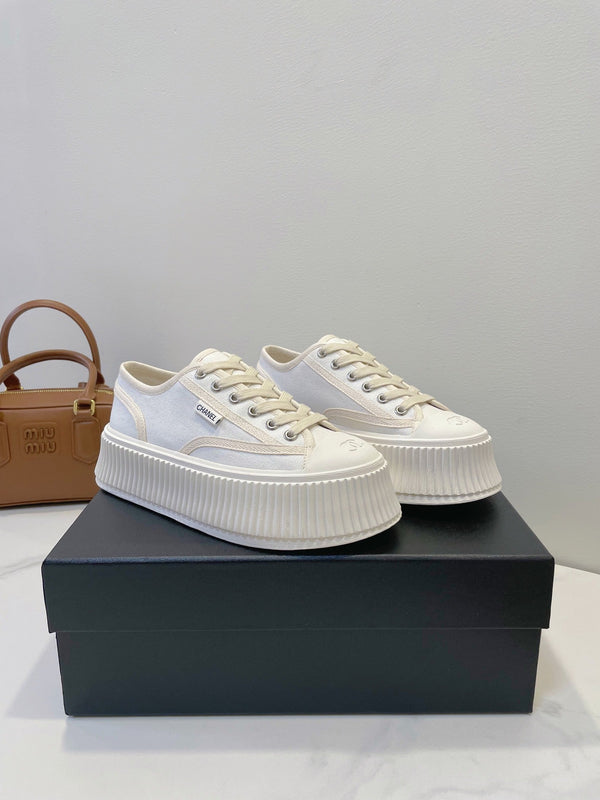 CC Sneaker In White Canvas Fabric 144791