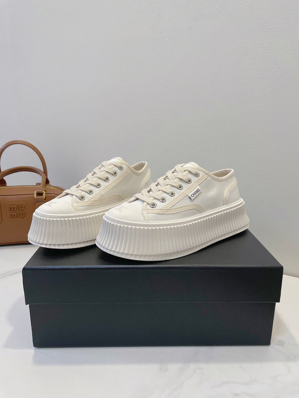 CC Sneaker In White Canvas Fabric 144791