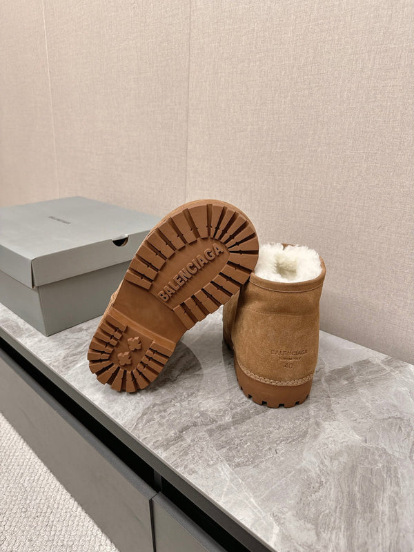 STIVALETTO ALASKA IN CAMOSCIO MARRONE SIDRO E FODERA IN LANA