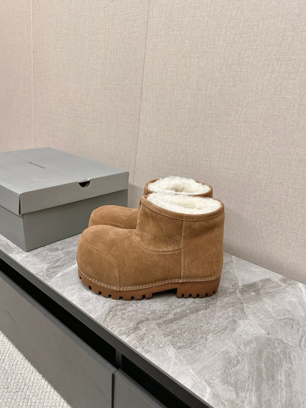 STIVALETTO ALASKA IN CAMOSCIO MARRONE SIDRO E FODERA IN LANA