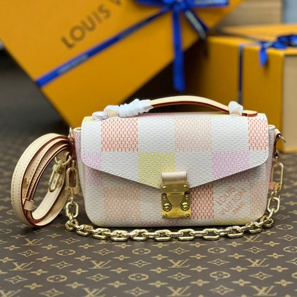 pochette metis east west 21.5 peach damier coasted canvas