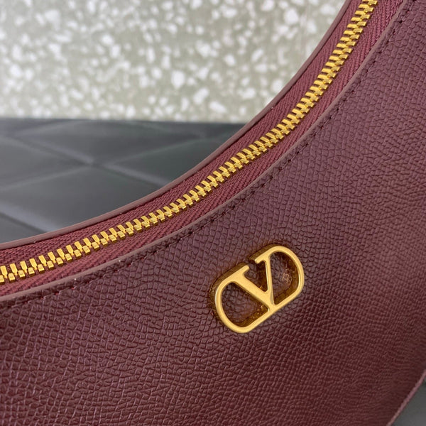 VA GARAVANI VLOGO mini HOBO bag burgundy calfskin 566880