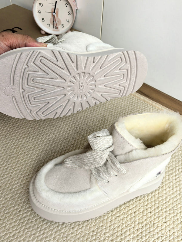 UGG Dopamine Snow Boots Light Grey Wool Suede 512874