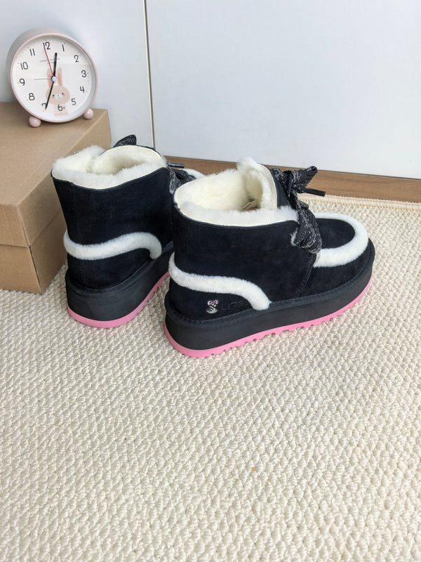 UGG Dopamine Snow Boots Black Wool Suede 512872