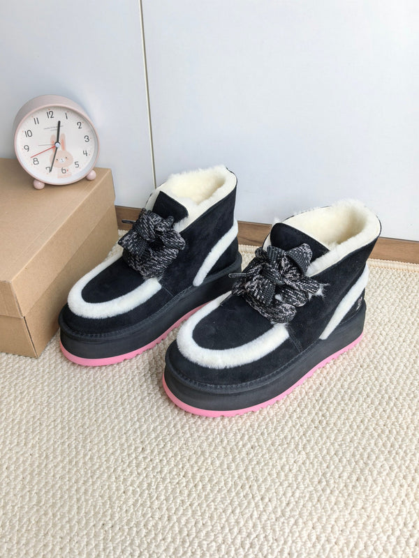 UGG Dopamine Snow Boots Black Wool Suede 512872