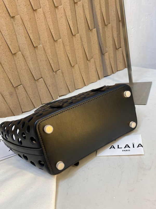 NEO MINA 20 BAG IN BLACK PERFORATED CALFSKIN