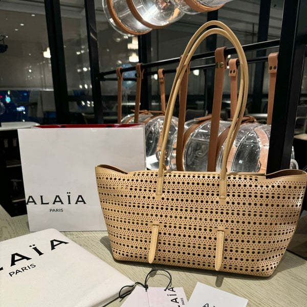 NEO MINA 32 BAG IN HARVEST GOLD VIENNE CALFSKIN