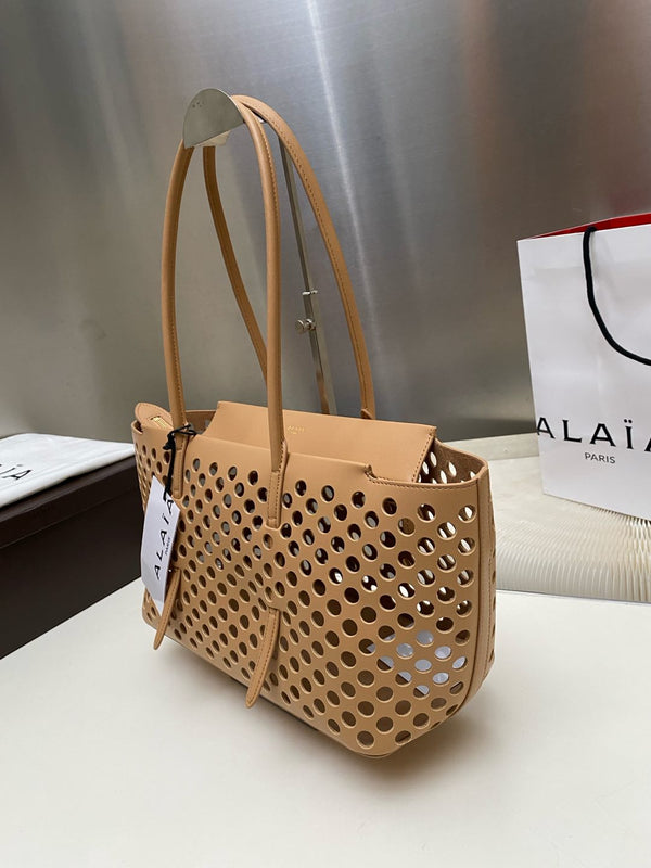 NEO MINA 32 BAG IN WHISKEY PERFORATED CALFSKIN