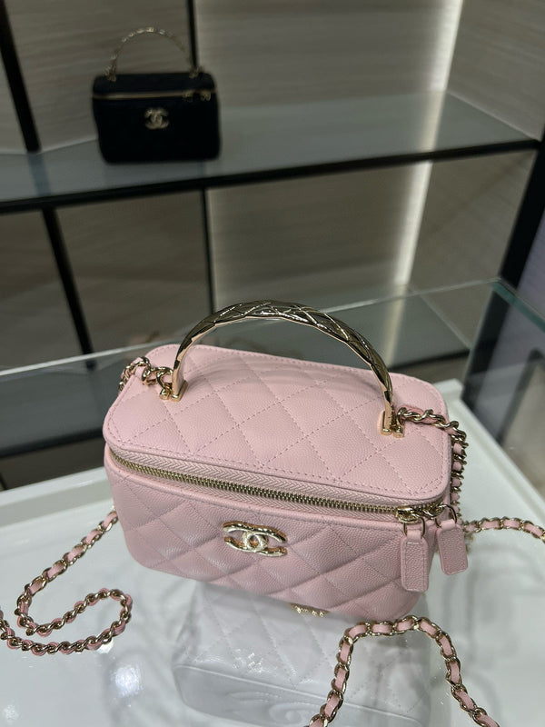 CC 25S Small Vanity 17cm Pink Grained Calfskin Light Gold Hardware