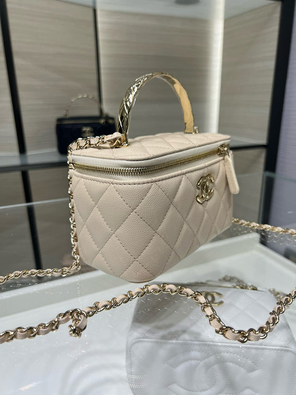 CC 25S Small Vanity 17cm Beige Grained Calfskin Light Gold Hardware