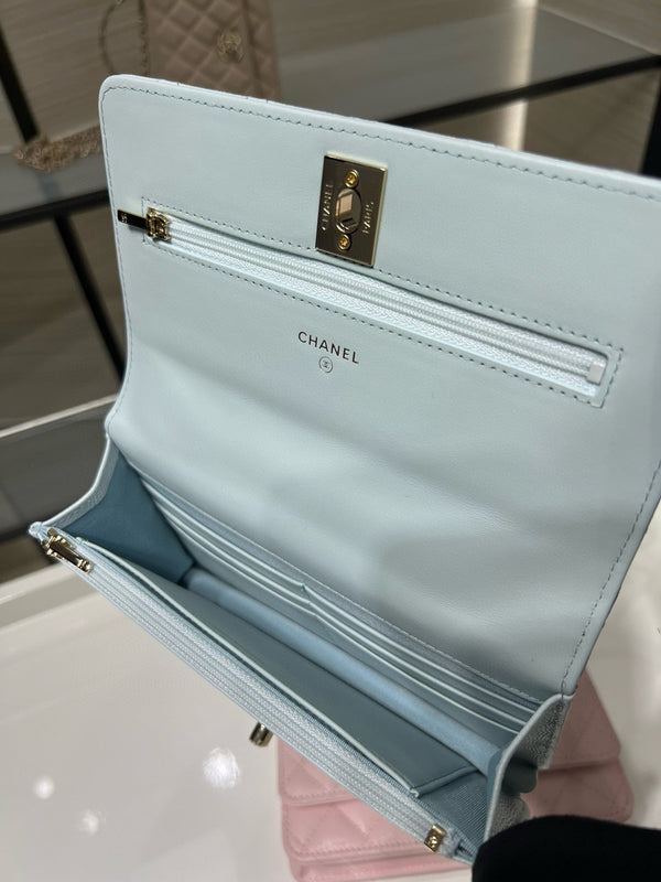 cc 25S Woc Top Handle 19cm Cloud Blue Grained Calfskin Light Gold Hardware