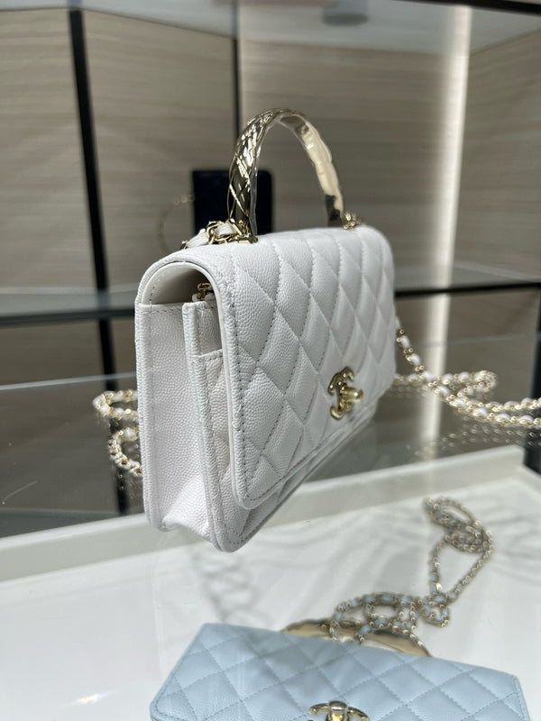 cc 25S Woc Top Handle 19cm White Grained Calfskin Light Gold Hardware