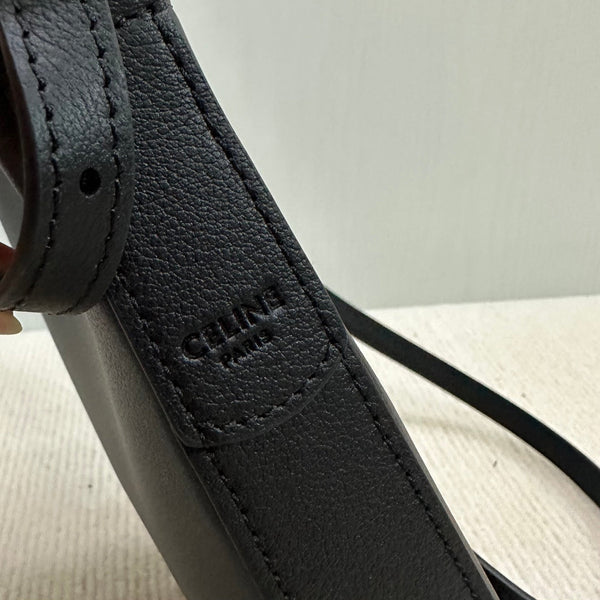 PHONE POUCH HELOISE 19 IN BLACK SUPPLE CALFSKIN