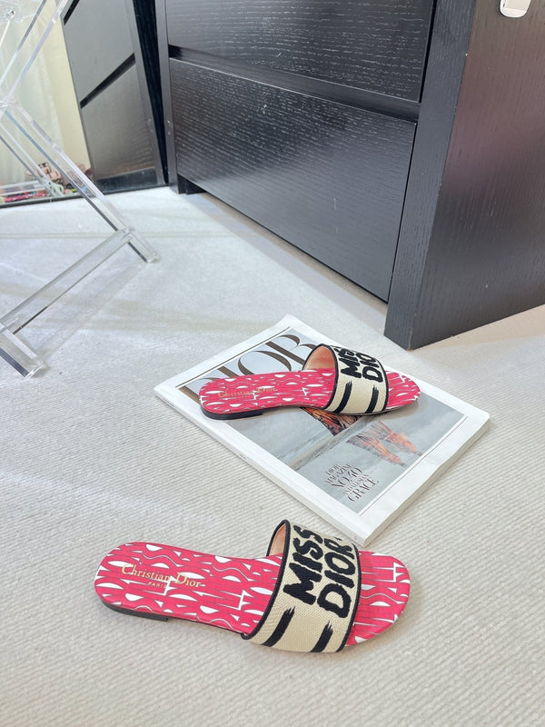 dway slide embroidered cotton red miss cd alllover motif