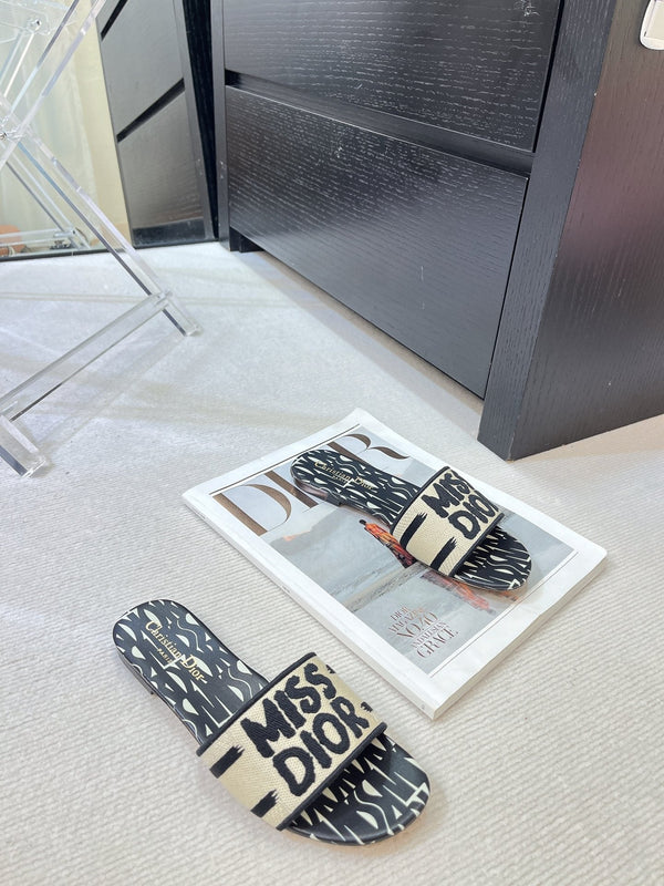 dway slide embroidered cotton black miss cd alllover motif