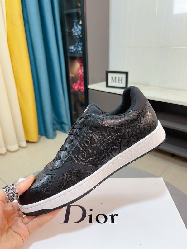 CD B27 SNEAKER BASSA IN PELLE DI VITELLO CON MONOGRAMMA NERO