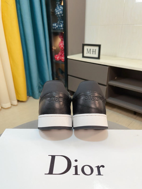 CD B27 SNEAKER BASSA IN PELLE DI VITELLO CON MONOGRAMMA NERO