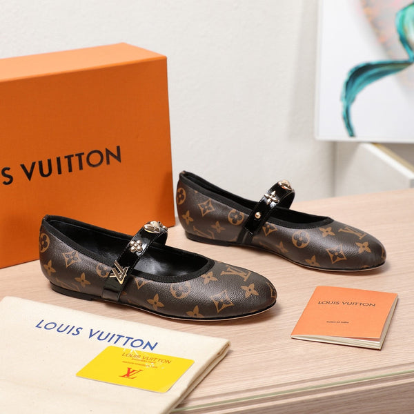 LV 25C Romy Flat Caramel Brown Monogram Con logo dorato Pelle di pecora 218308