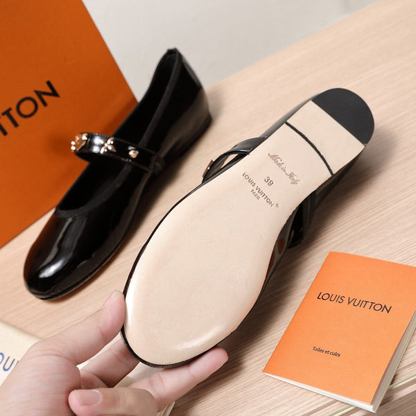 LV 25C Romy Flat Black Patent calf Leather With gold logo 218307