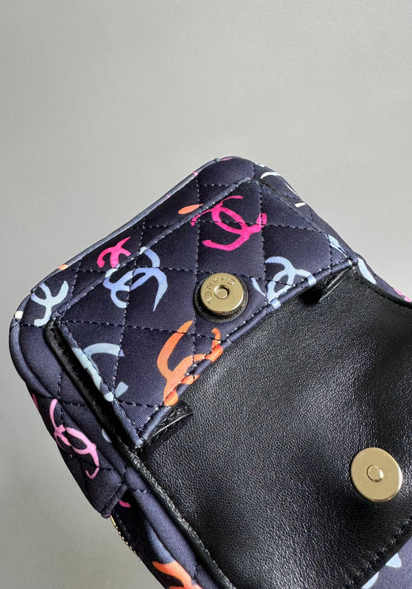 ZAINO CC 18CM NERO E MOLTI ALTRI COLORI TESSUTO STAMPATO FERRAMENTA ORO