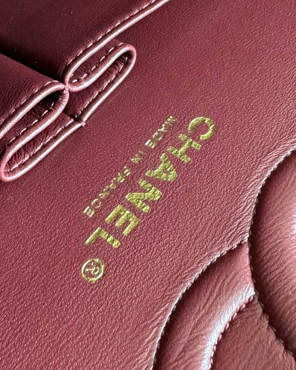 flap bag medium 25 burgundy caviar gold hardware