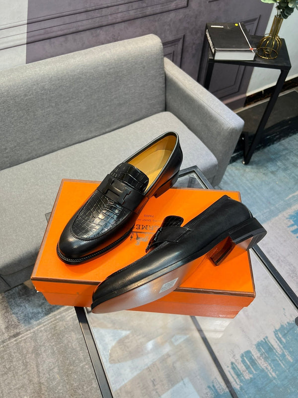 HM PARIS LOAFER BLACK CALFSKIN WITH CROCODILE MOTIF