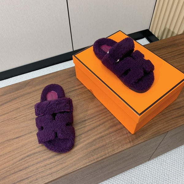 HM Chypre Sandal In Dark Purple Lamb Wool 984175