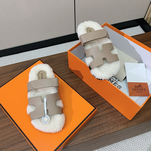 HM Chypre Sandal Light Brown Mix White Wool And Cowhide Lining 984209