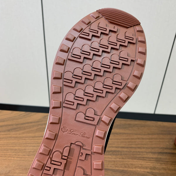 LP Week-End Walk Sneaker In Black Suede 984401