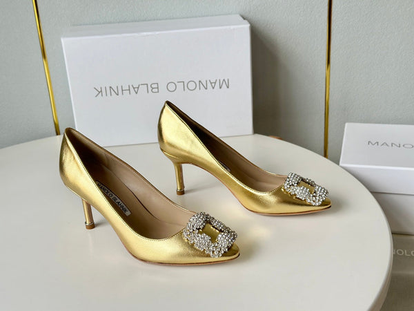 Manolo Diamond Buckle Pumps Gold Mirror Cowhide 451182