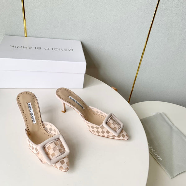 Manolo Mules Latest Checkerboard Beige Fabric Leather 528011
