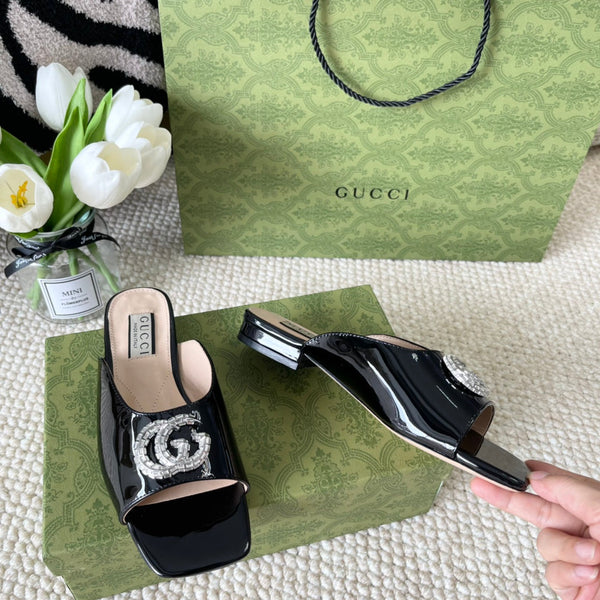 SANDALO GG CRYSTAL SLIDES IN PELLE DI VITELLO NERA E CREMA