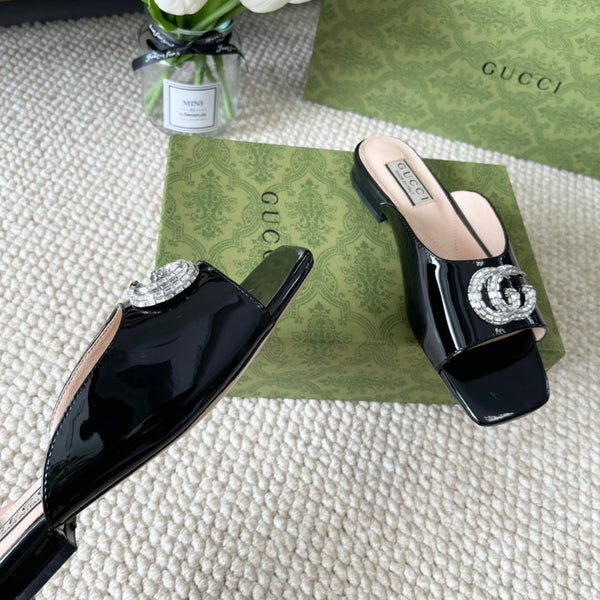 SANDALO GG CRYSTAL SLIDES IN PELLE DI VITELLO NERA E CREMA