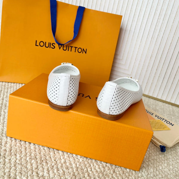 LV Shake Flat Ballerina White Cowhide