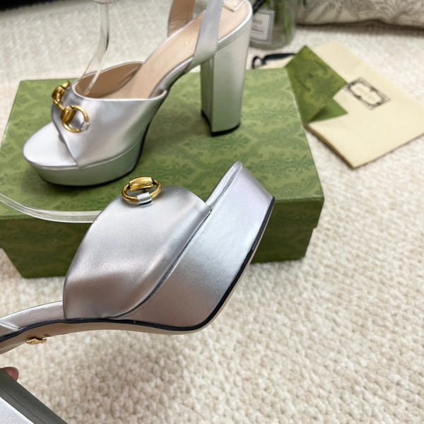 Horsebit 11cm Platform Sandal Silver Metalic Calfskin