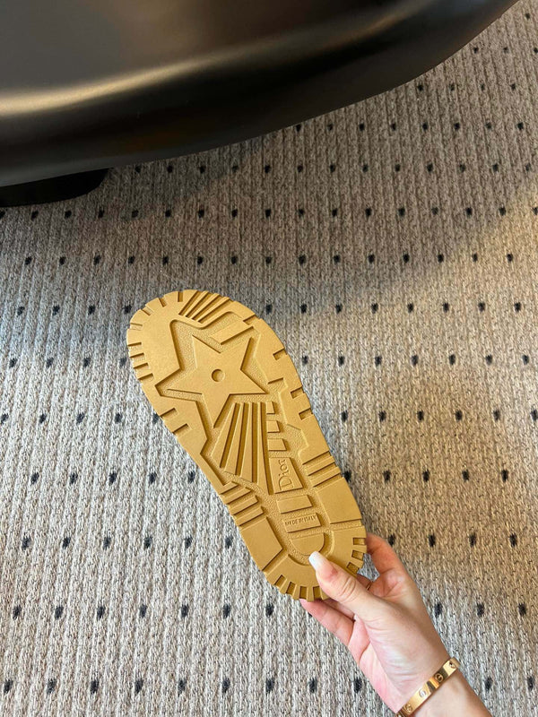 CD Dioract Sandal 40mm Brown Yellow Suede And Fleece Lining