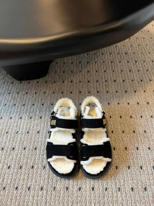 Sandalo CD Dioract 40mm in pelle scamosciata nera e fodera in pile