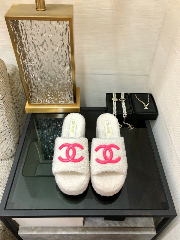 CC Wedge Sandal White Wool