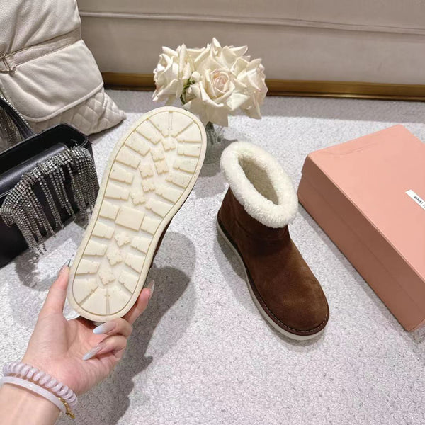 Miu Snow Boots Dark Brown Suede Shearling 455924